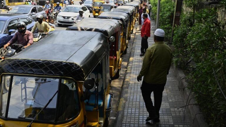 Daily deficit of 55 MT auto LPG in Telangana; Uttam submits three applications to the Center to protect the livelihood of drivers