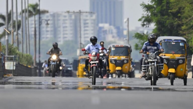 Marginal drop in maximum temperatures of Telangana on April 20; highest 43.4℃ in Mancherial