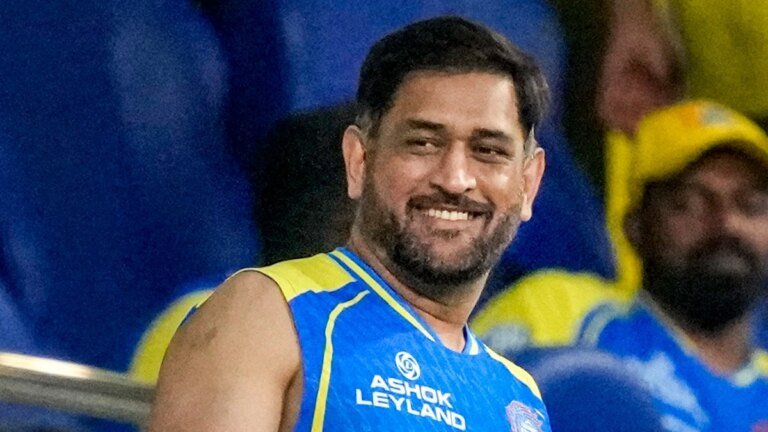 MS Dhoni sparks CSK comeback hopes ahead of MI draw, takes wicket practice at Wankhede