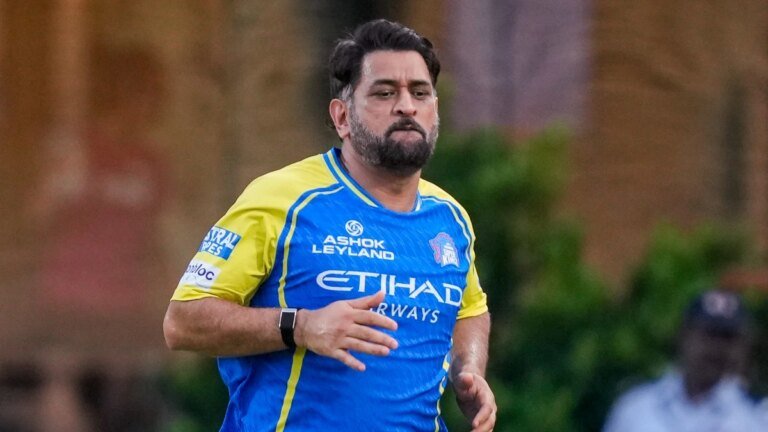 Chennai continues to wait for MS Dhoni as the Gujarat mount returns