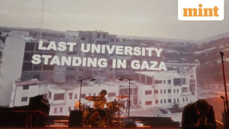 The Strokes close Coachella with a controversial montage about US foreign policy. The fans say ‘Hats off to them’ | Today’s news