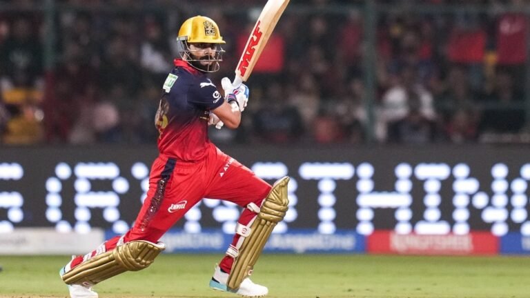 In a league of his own, Virat Kohli completes 9000 IPL runs in style