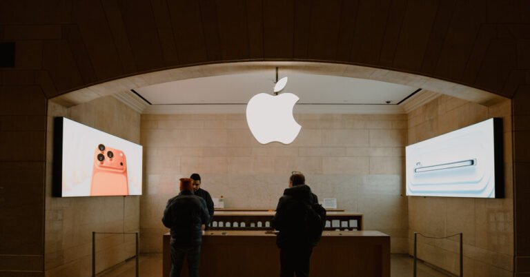 Apple has reached a $250 million settlement over claims it misled people about AI