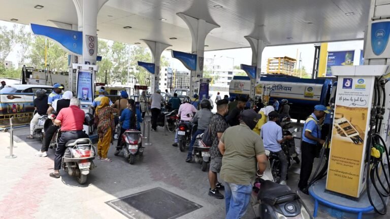 Congress blames mismanagement, corruption in ONGC and GSPC; looking for the Prime Minister’s answer to the decline in fuel production