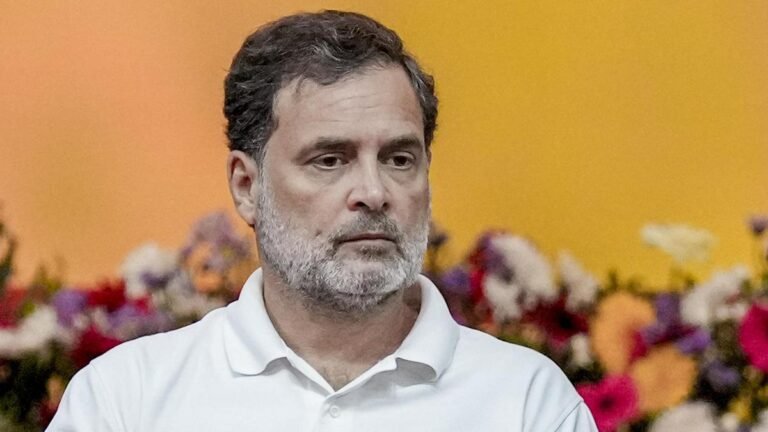 The bigger the theft, the bigger the reward, says Rahul Gandhi in a dig at bureaucratic meetings in Bengal