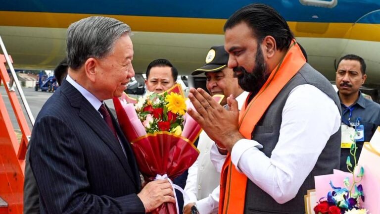 Vietnamese President To Lam visits Bihar’s Gaya Ji