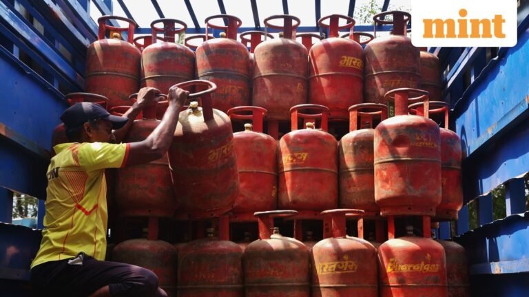 LPG cylinder rates on May 25: Here’s how much domestic and commercial gas costs in Delhi, Mumbai, Bengaluru today | Today’s news