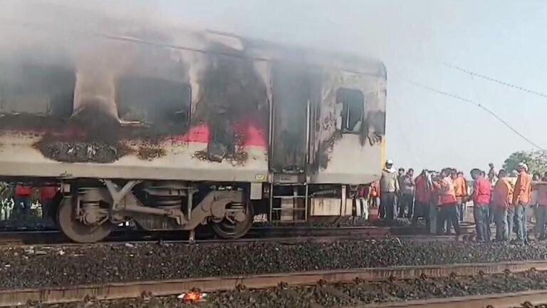 High-level inquiry committee set up to probe Rajdhani Express fire: Railway Board
