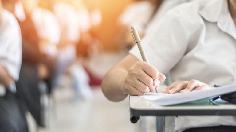 Karnataka registers 99.77% results in ICSE and 99.96% in ISC