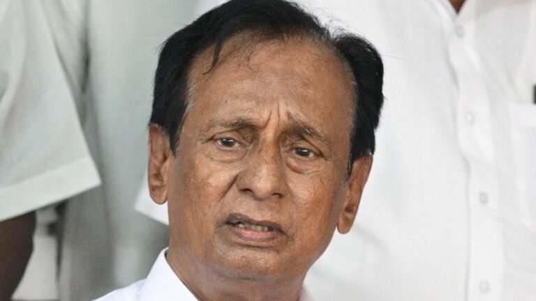 Veteran AIADMK leader Semmalai quit the party