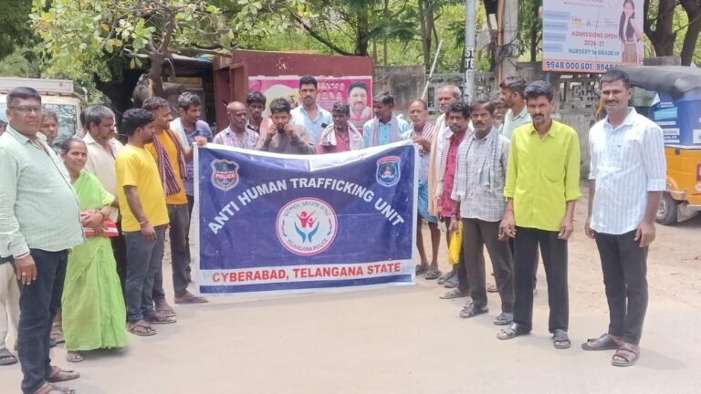 32 people detained for indecent behavior during SHE Teams decoy operations; at least six were arrested by the anti-trafficking unit