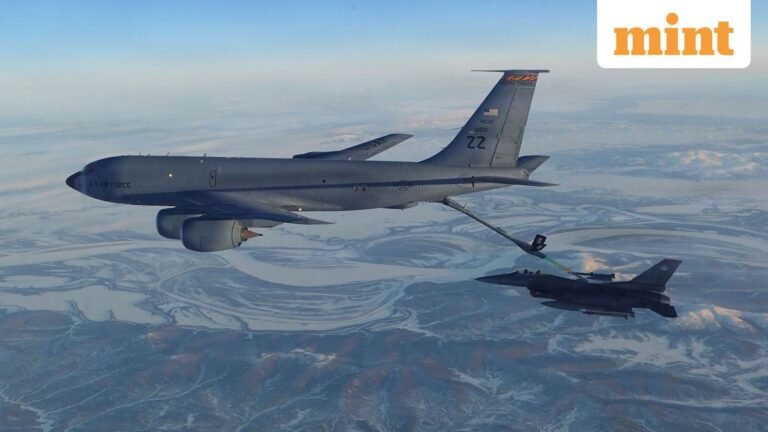 US air tanker KC-135 sent 7,700 distress signals during flight over Persian Gulf waters near Iran | Today’s news