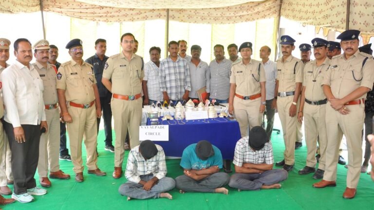 Annamayya police have arrested a five-member gang for a series of chain kidnappings