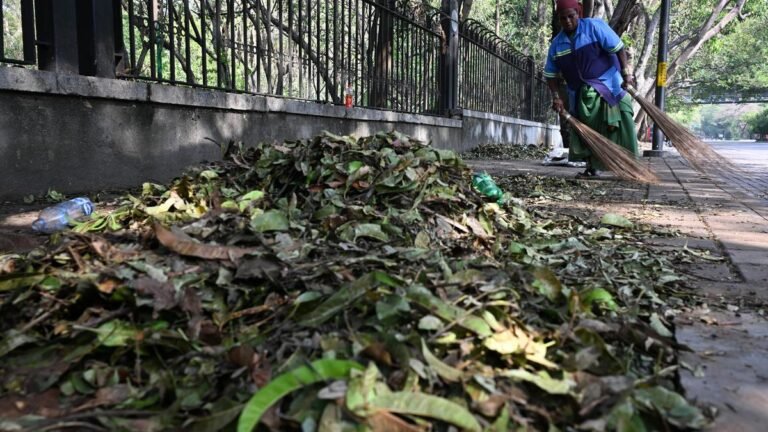 Bengaluru braces for pourakarmikas as cleanup continues three days after rain