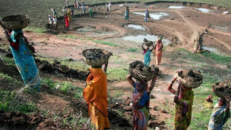 MGNREGS coverage and working days plummet by 2025-26: LibTech India