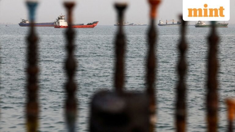 US-Iran nuclear deal framework ‘95% there’ as talks continue on Strait of Hormuz and uranium stockpiles | Today’s news
