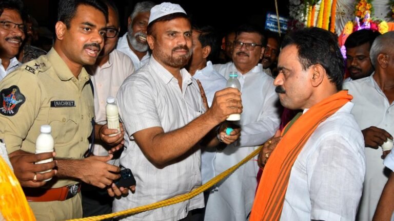 Hanuman Jayanti: Muslim residents offer buttermilk to Hindu devotees in Kadapa days after clashes