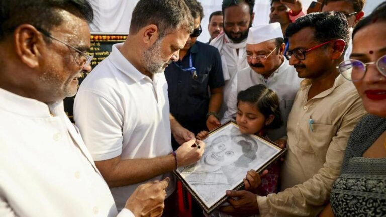 Country on the brink of a major economic crisis, says Rahul Gandhi in Rae Bareli