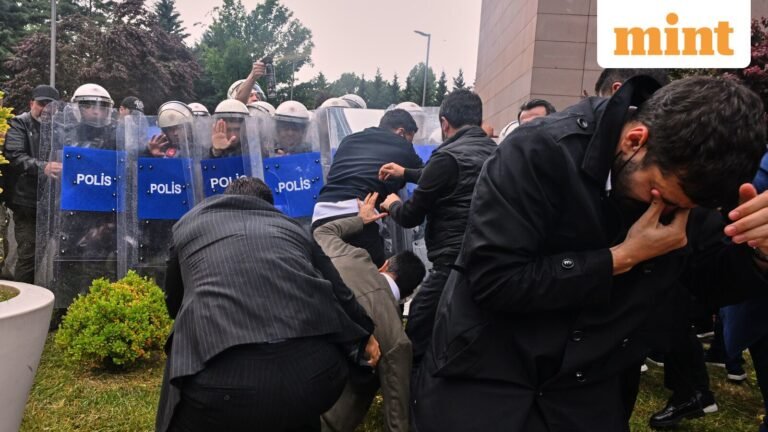 Turkish riot police fired tear gas at CHP HQ to drive out its ousted leadership following orders from Guv Ankara; Ozgur Ozel reacts | Today’s news