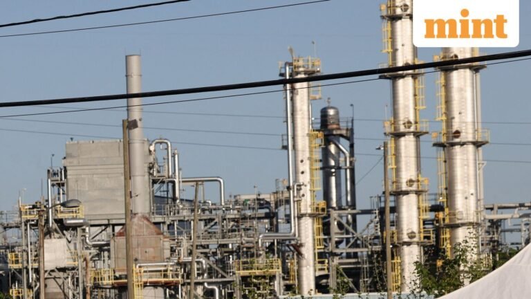 A tank of a toxic chemical is on the verge of exploding in California. 40,000 were told to run | Today’s news
