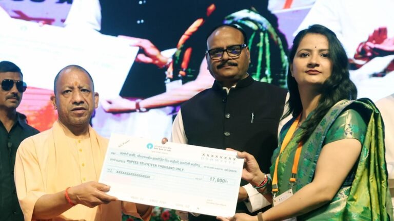 Uttar Pradesh plans to recruit 10,000 new teachers to improve education