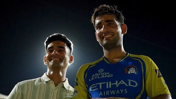 CSK star Anshul Kamboj met CM Vijay’s oath-taking effigy