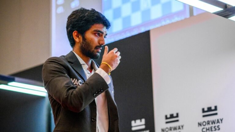 Super Rapid and Blitz: Gukesh defeats Caruana in the final round of the Rapid competition