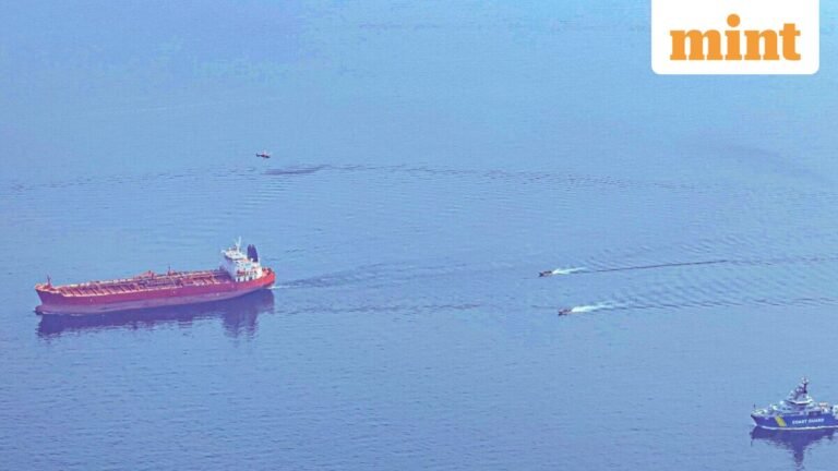Sweden Arrests Chinese Captain of Russia-Linked ‘Shadow Fleet’ Oil Tanker | Today’s news