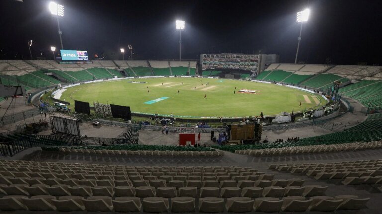 Money problems in PSL? Then the board sends a legal notice to the interested parties to settle the charges