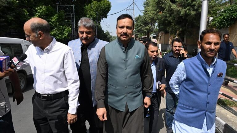 Ruling NC decided to stage protest in Delhi for statehood, constitutional guarantees