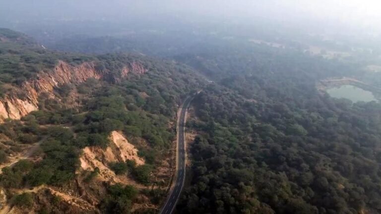 Supreme Court sets up high-powered expert panel to re-examine Aravalli’s definition