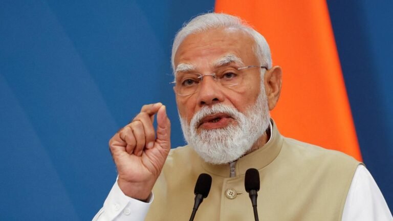Prime Minister pays incentives worth ₹2,400 to new hires, employers