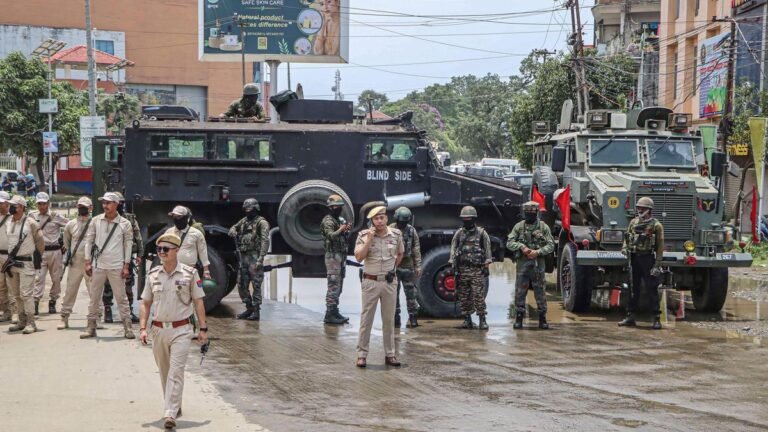 Three villagers killed, houses torched in Manipur; The CM condemns the attack