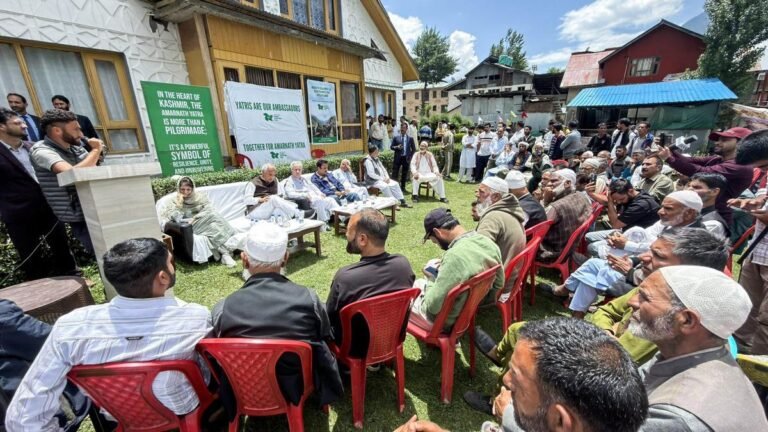 Warmth of hospitality during Amarnath yatra will defeat politics of hate: Mehbooba Mufti