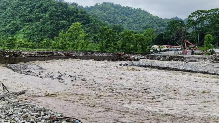 Monsoon Tracker LIVE | The IMD warns of isolated heavy to very heavy rainfall in several regions