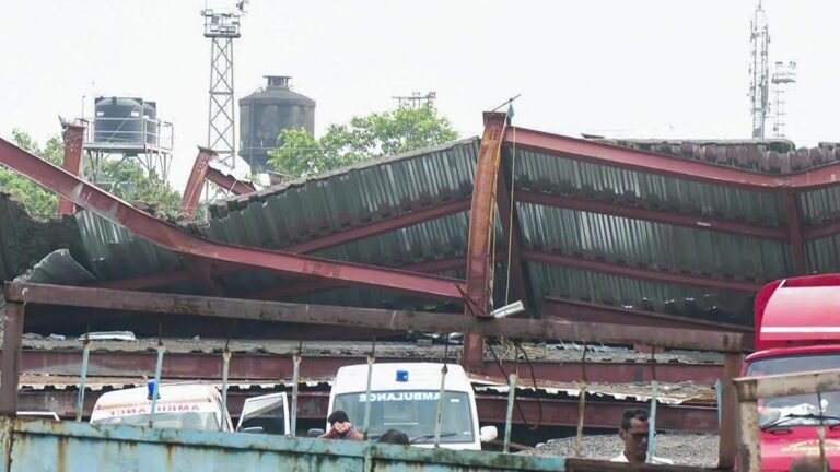 Death toll in Kolkata warehouse collapse rises to 16