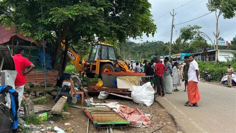 Police demolish an ‘illegal’ roadside shop in Idukki on allegations of drug peddling