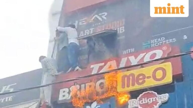 15 dead in Lucknow fire, records show building demolition order withdrawn in 2016: Here’s why? | Today’s news