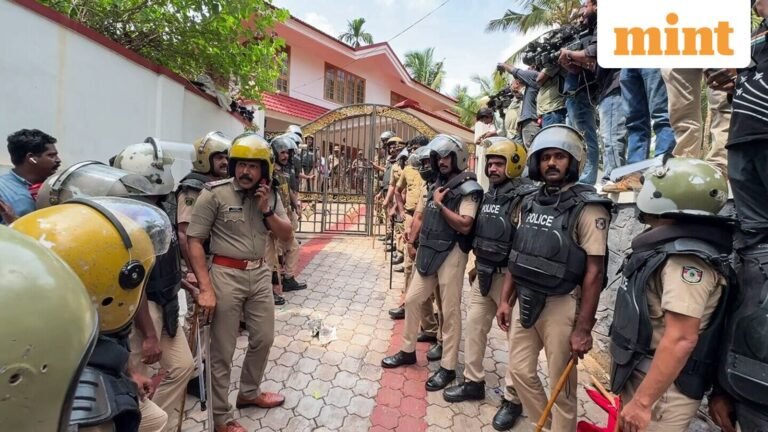 CMRL money laundering case: Pinarayi Vijayan’s daughter Veena T asked to appear before ED. What are the fees? | Today’s news