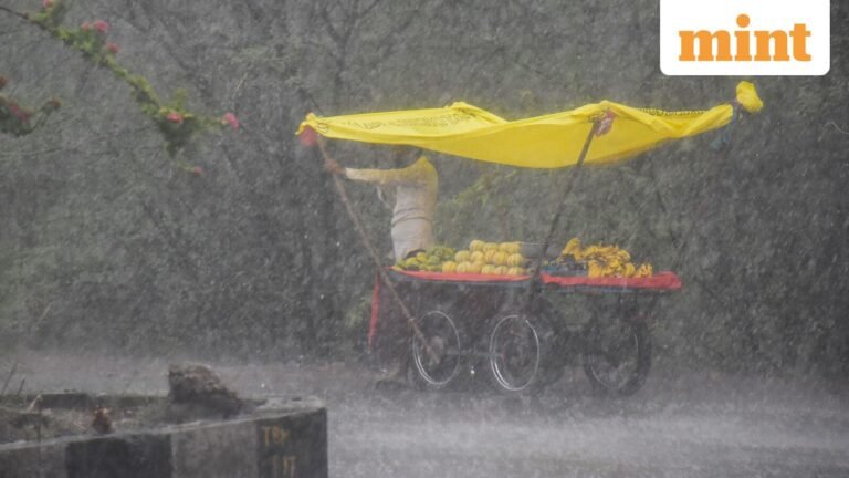 IMD Monsoon tracker: SW Monsoon advances into Andhra Pradesh, Bengal – Check full forecast | Today’s news