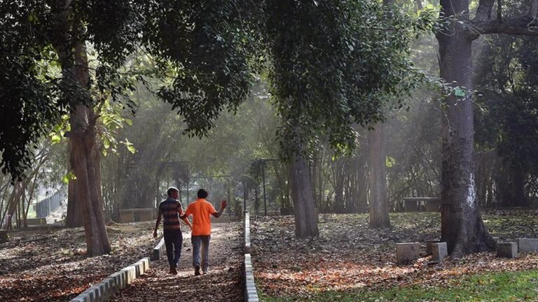 Lalbagh will get a modern glass toilet with QR entry and childcare facility