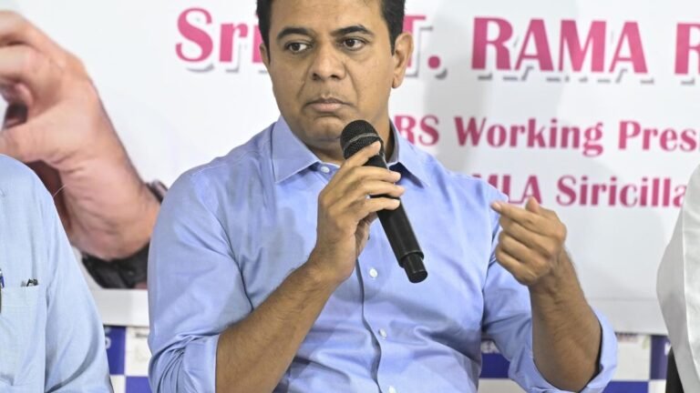 KTR blames the government for not preparing for the monsoon