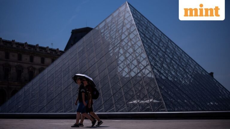 Heatwave: France sees more than 1,000 ‘excess deaths’ as Europe braces for record temperatures | Today’s news