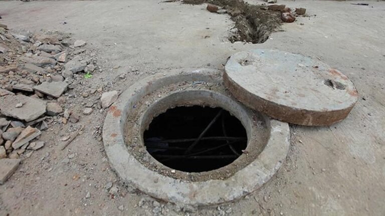 Four workers die after inhaling toxic fumes at a septic tank in Surat
