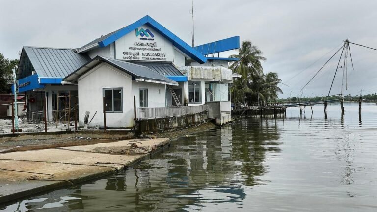 Extension of Kochi Water Metro Ferries to Kadamakudy by Onam