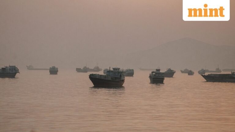 US-Iran News LIVE: US faced with Iranian drone attack ‘launched towards Strait of Hormuz’, fires at 2 coastal sites | Today’s news
