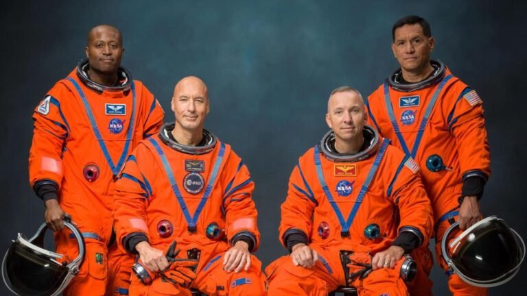 NASA Announces Artemis III Crew; taps American astronauts, Italian for a mission with SpaceX, Blue Origin’s moon ship