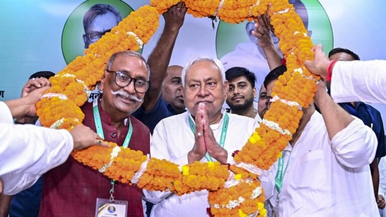 JD(U) National Council unanimously supports Nitish Kumar as National President, calls Nishant its future