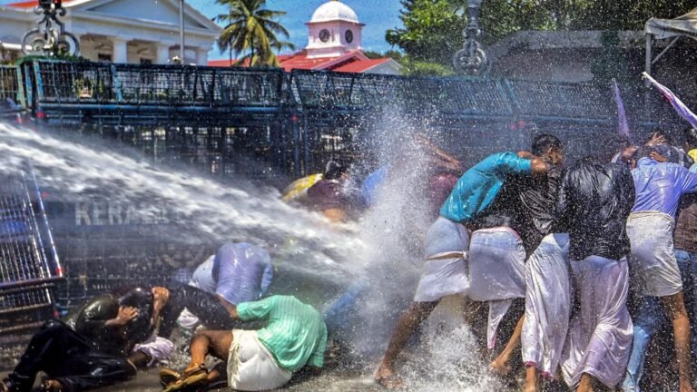 SFI leaders booked Kerala Secretariat march; police found evidence of blade recovery from the protest site