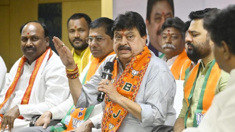 Center ensuring fuel supply despite global crisis: BJP